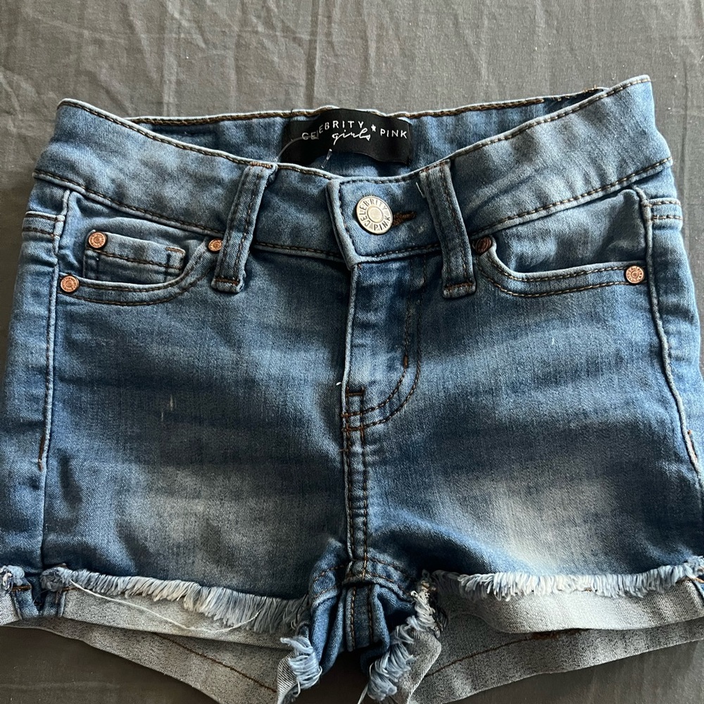 Celebrity pink size 7 girls shorts